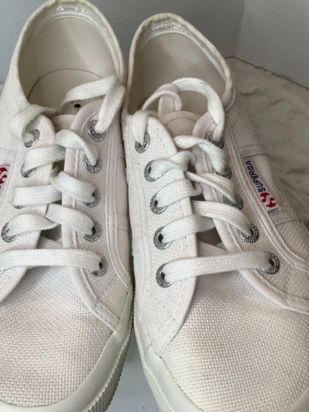 EUC SuperGA white‎ sneakers size 6/36